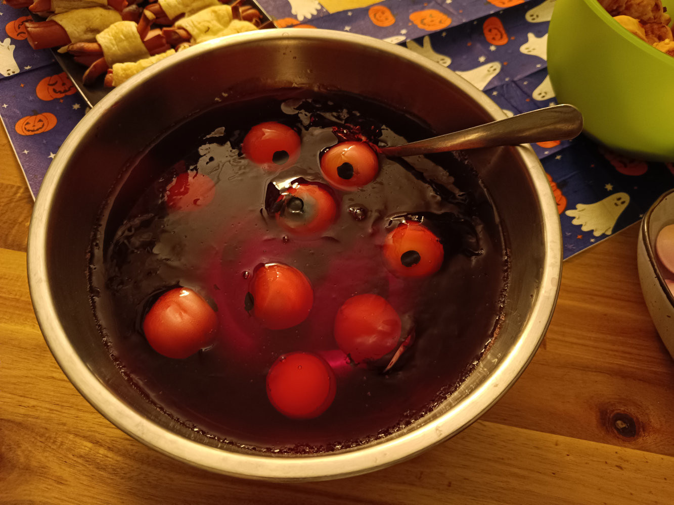 Halloween Eyes Punch Bowl